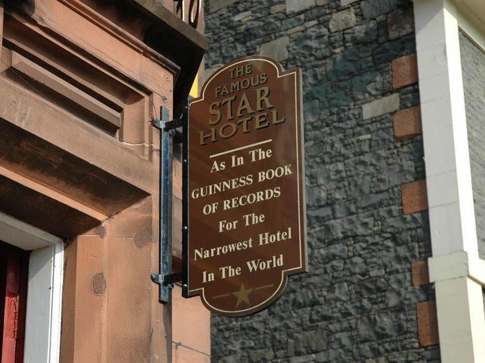 The Famous Star Hotel モファット エクステリア 写真