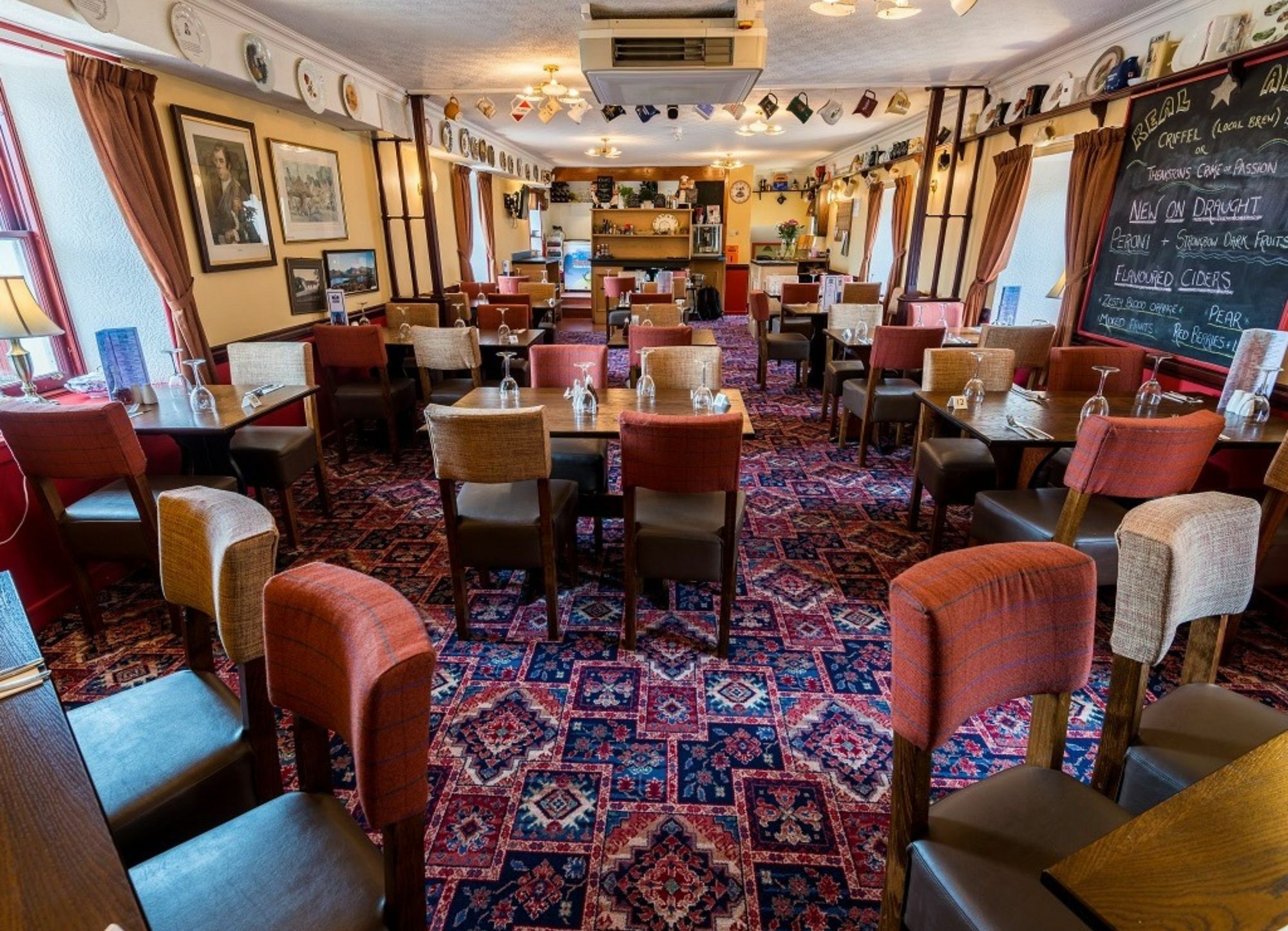 The Famous Star Hotel モファット エクステリア 写真